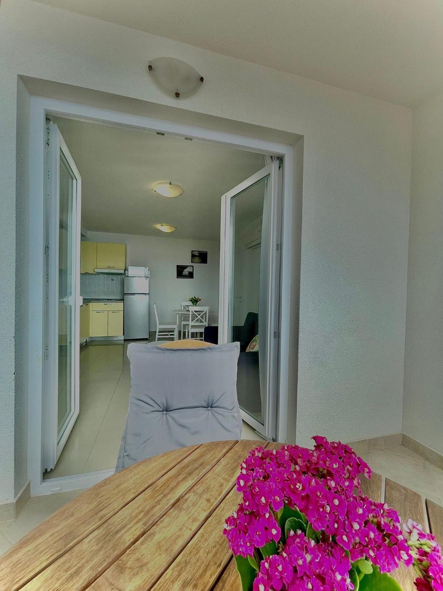 Apartments Katara بريلا المظهر الخارجي الصورة